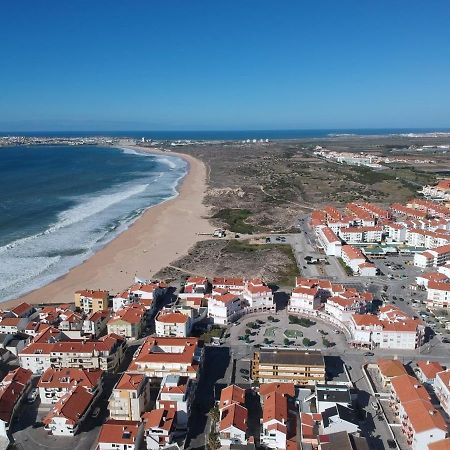 Surf And Stones Apartment Пеніші Екстер'єр фото