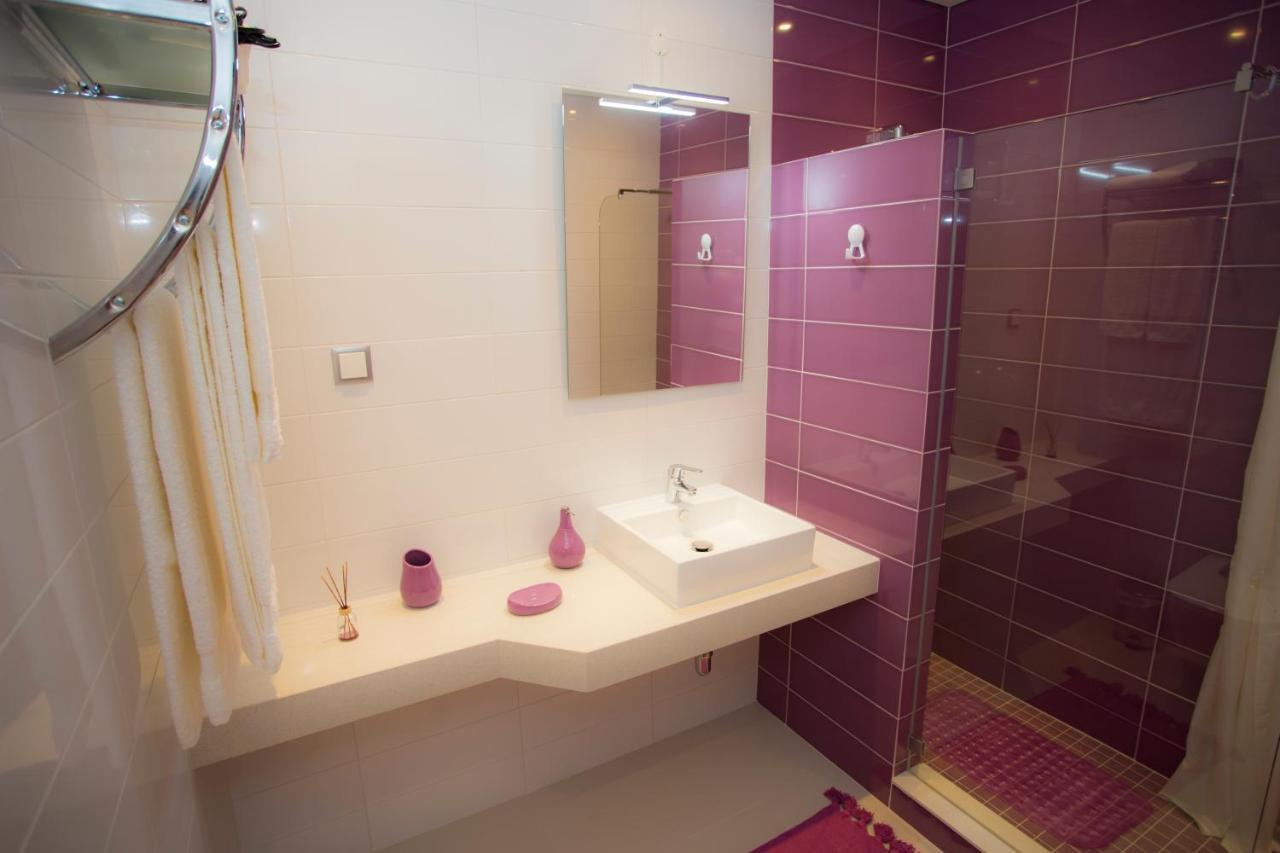 Surf And Stones Apartment Пеніші Екстер'єр фото