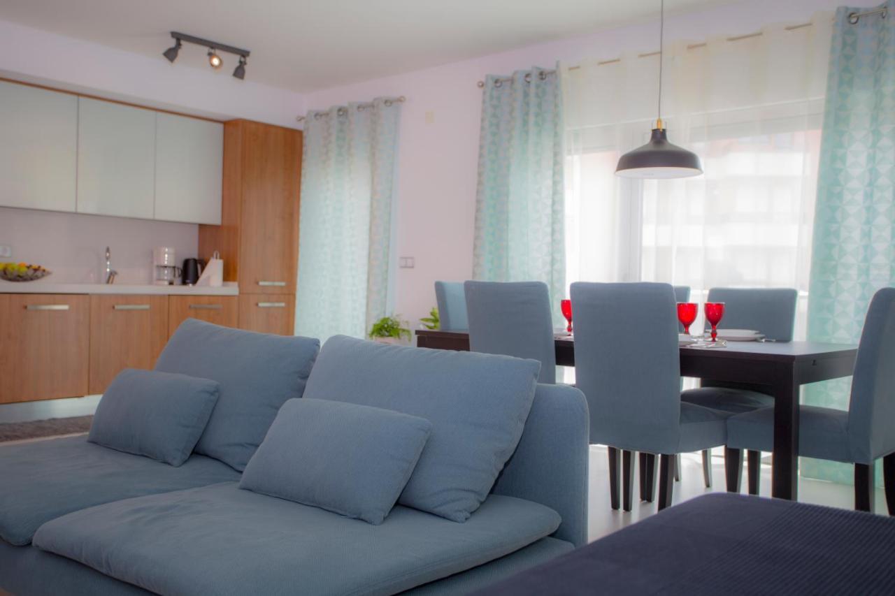 Surf And Stones Apartment Пеніші Екстер'єр фото