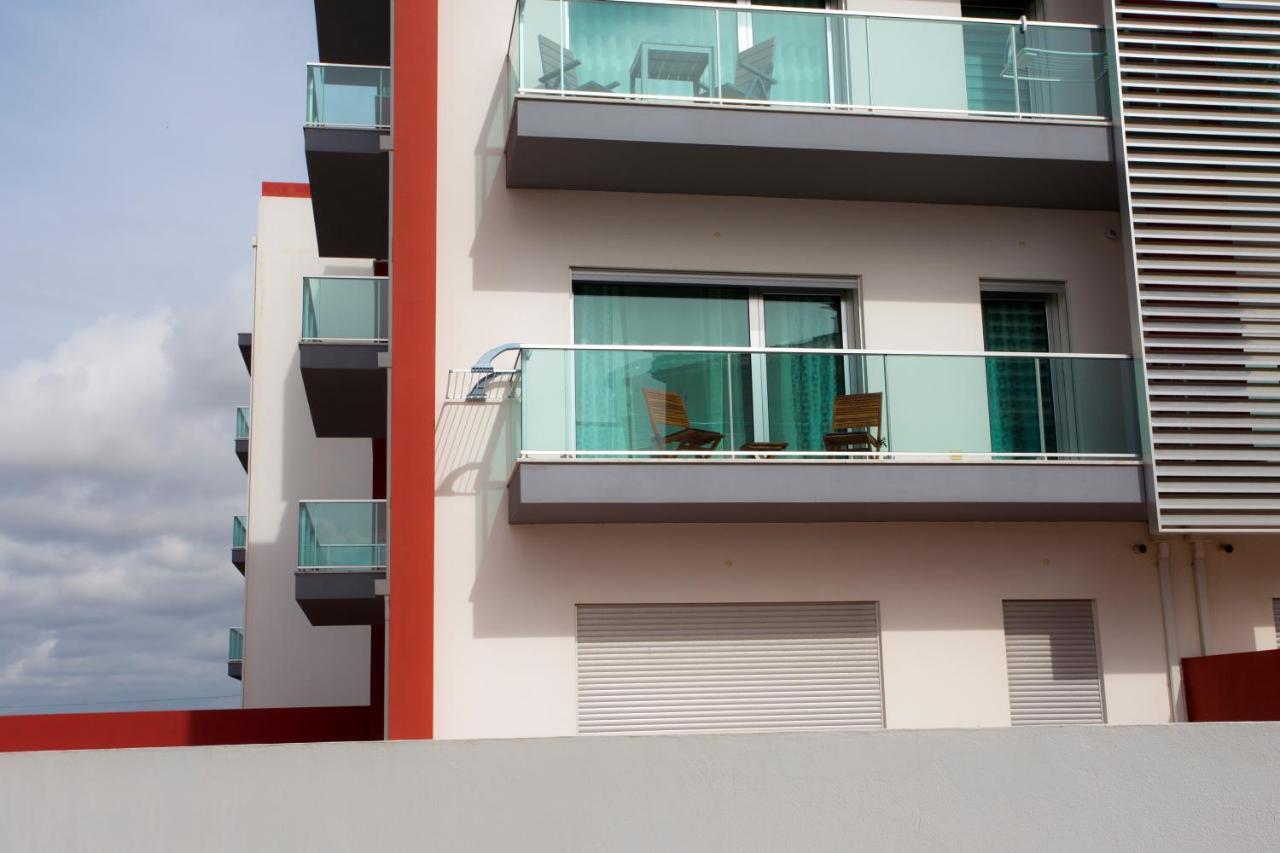 Surf And Stones Apartment Пеніші Екстер'єр фото