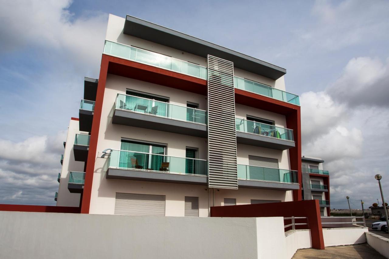 Surf And Stones Apartment Пеніші Екстер'єр фото