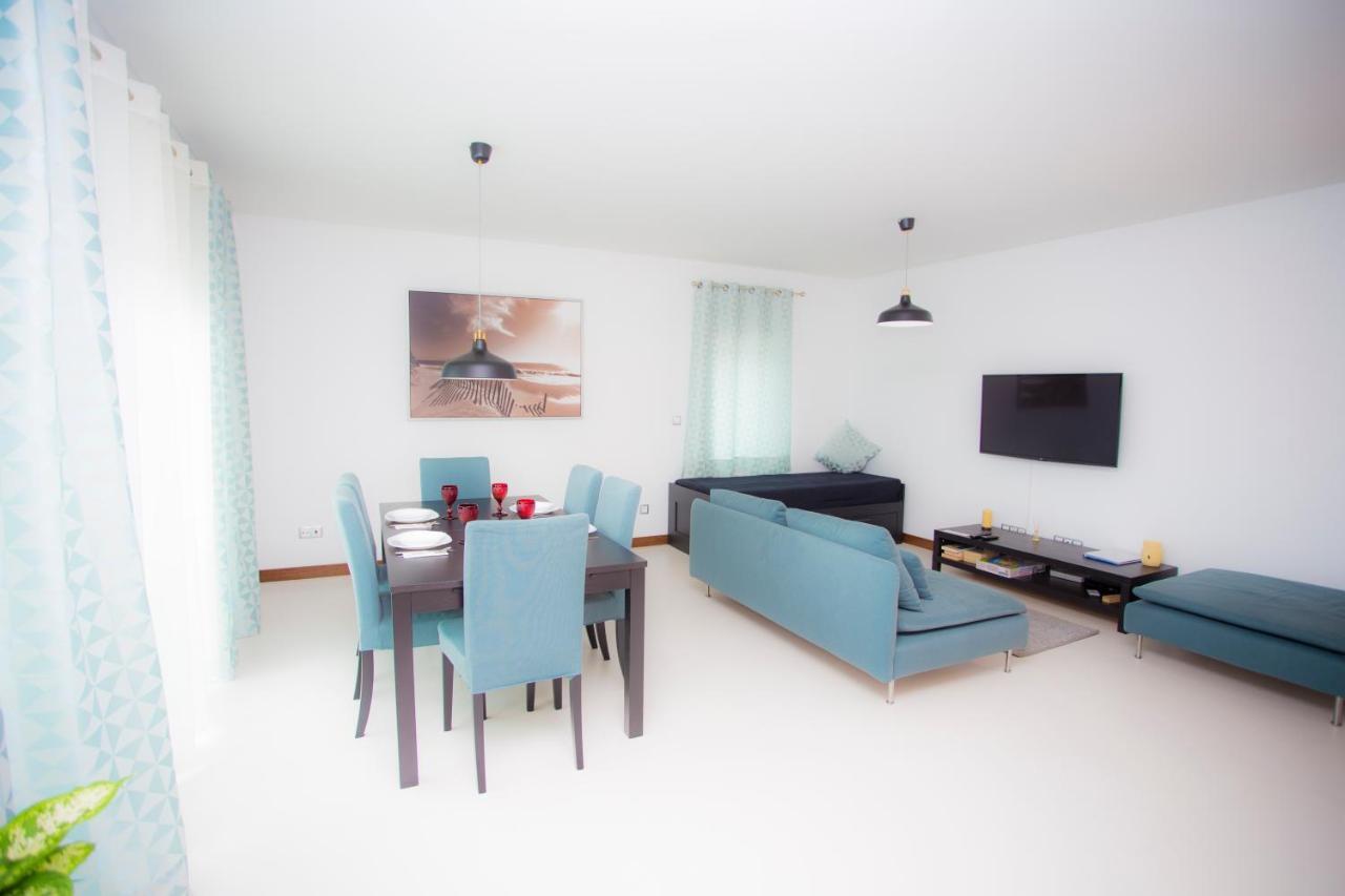 Surf And Stones Apartment Пеніші Екстер'єр фото